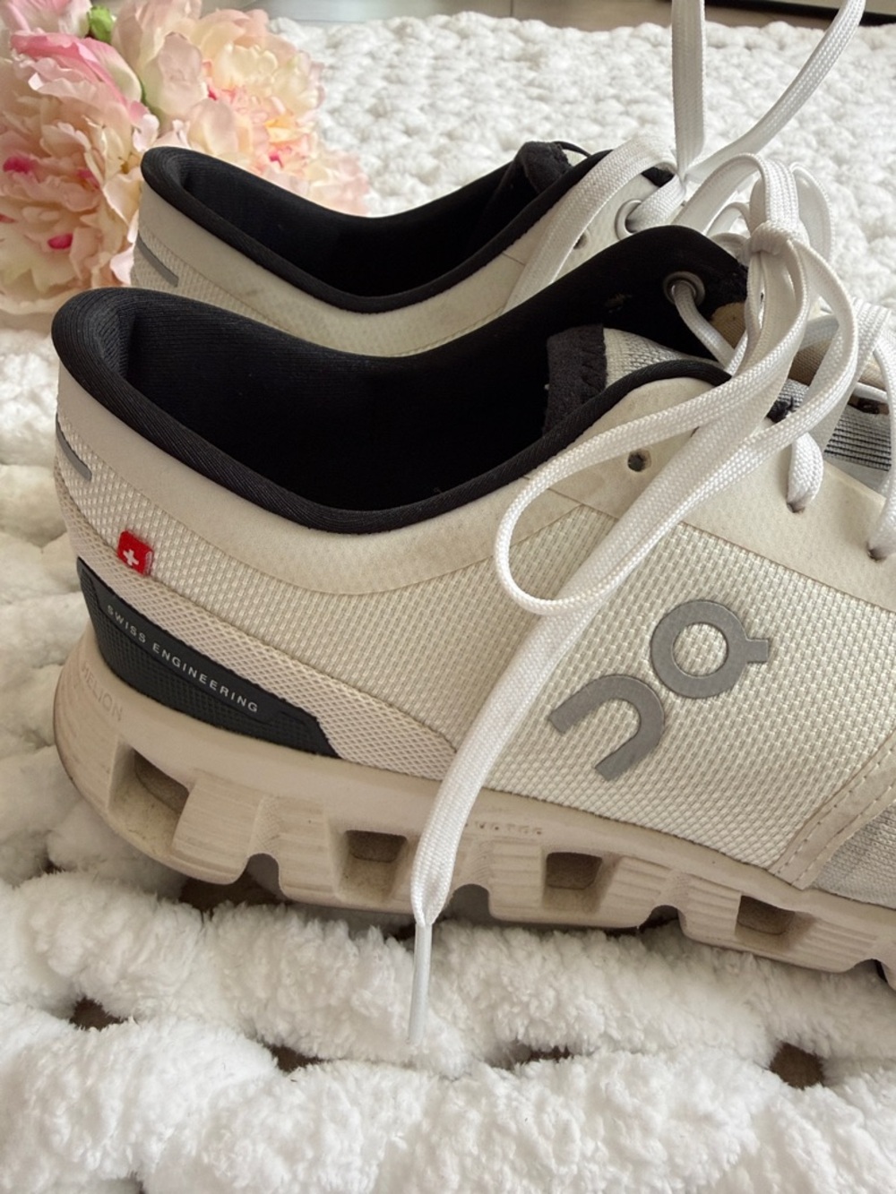 On Cloud Cloud X Women’s White Athletic Shoes Size 10.5 - Picture 7 of 10
